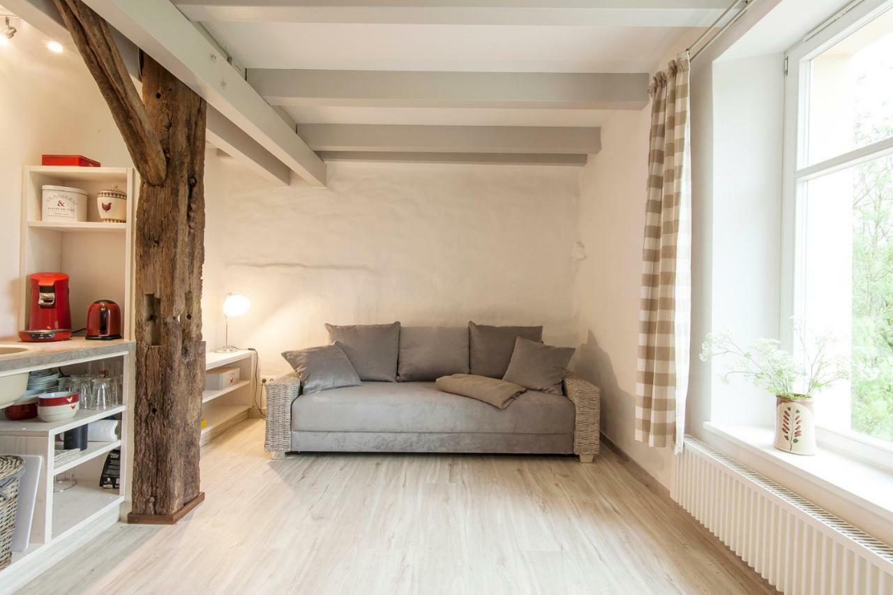 La Maison Au Vert Melincourt Buitenkant foto